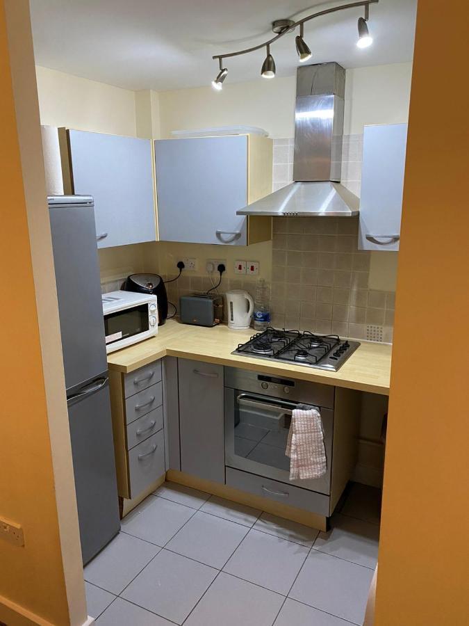 Dave'S Apartment Лондон Екстериор снимка