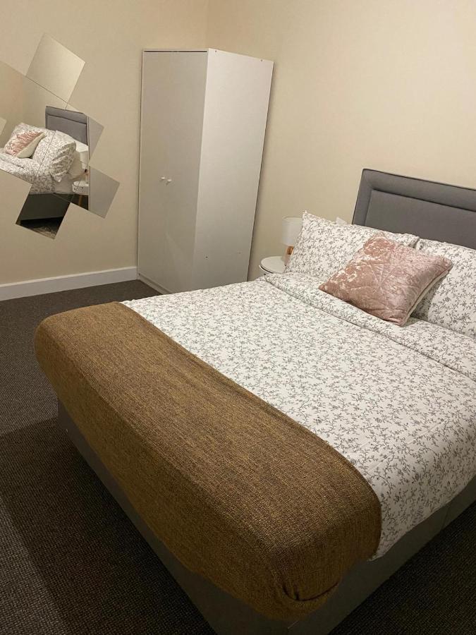 Dave'S Apartment Лондон Екстериор снимка