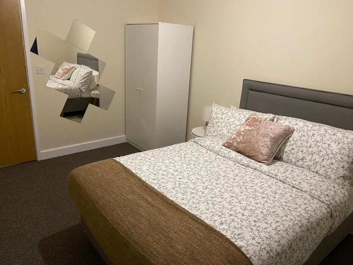 Dave'S Apartment Лондон Екстериор снимка